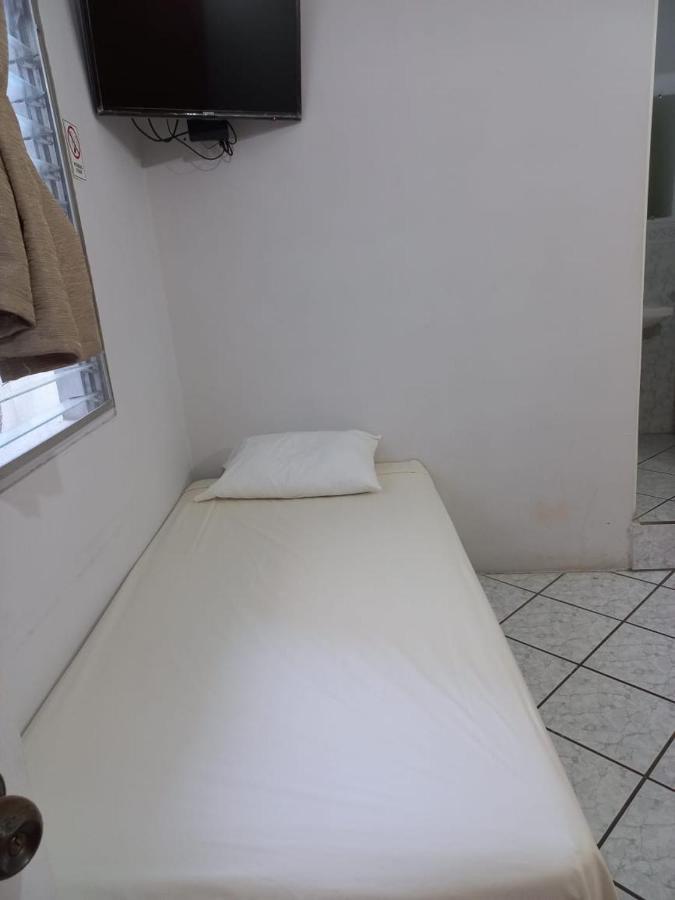 Hostal Tah Itza ฟลอเรส ภายนอก รูปภาพ